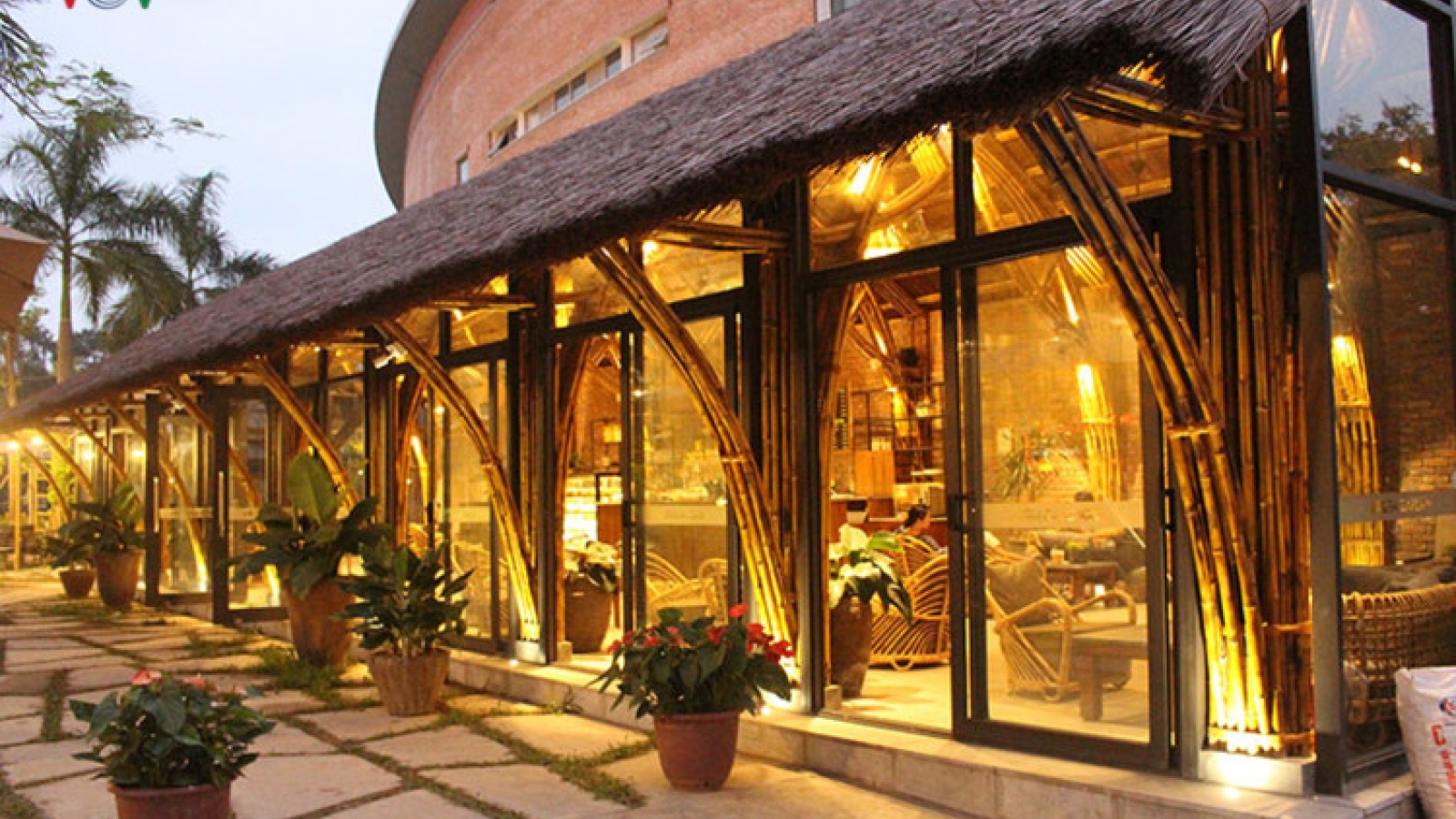 Fresh Garden Café for weekend retreat