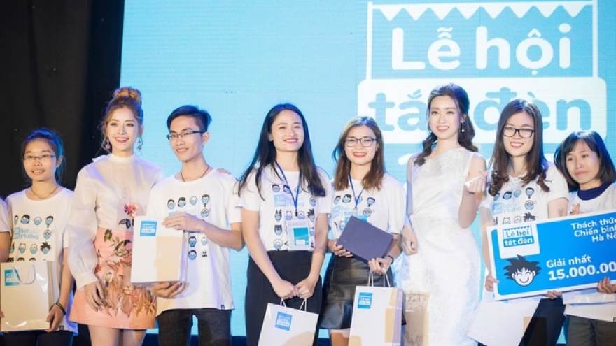 Celebrities join environment protection event