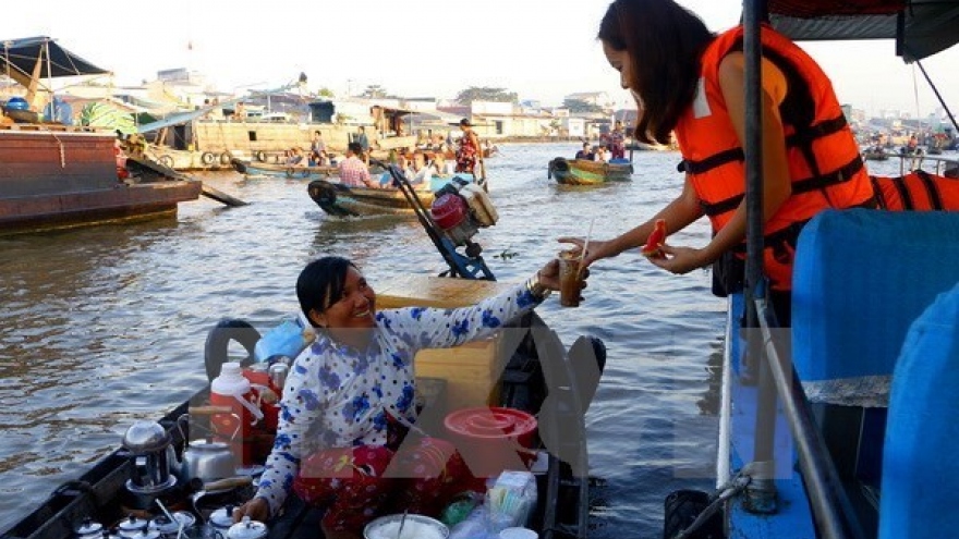 
        Colombia wishes to cooperate with Can Tho in waterway tourism
                              