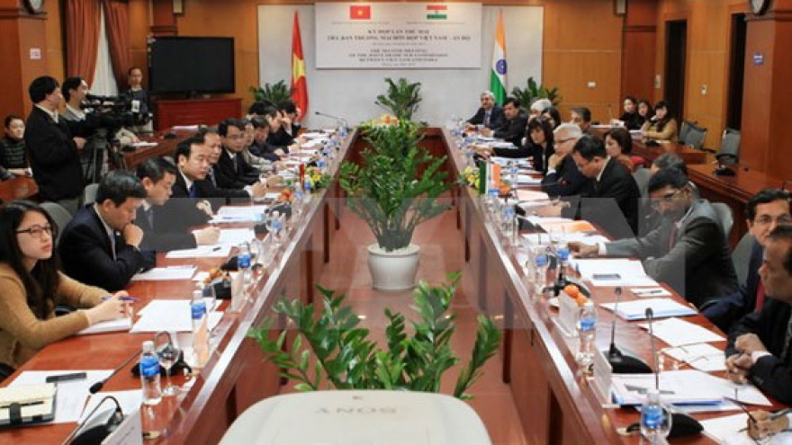 Vietnam calls for more Egyptian investors