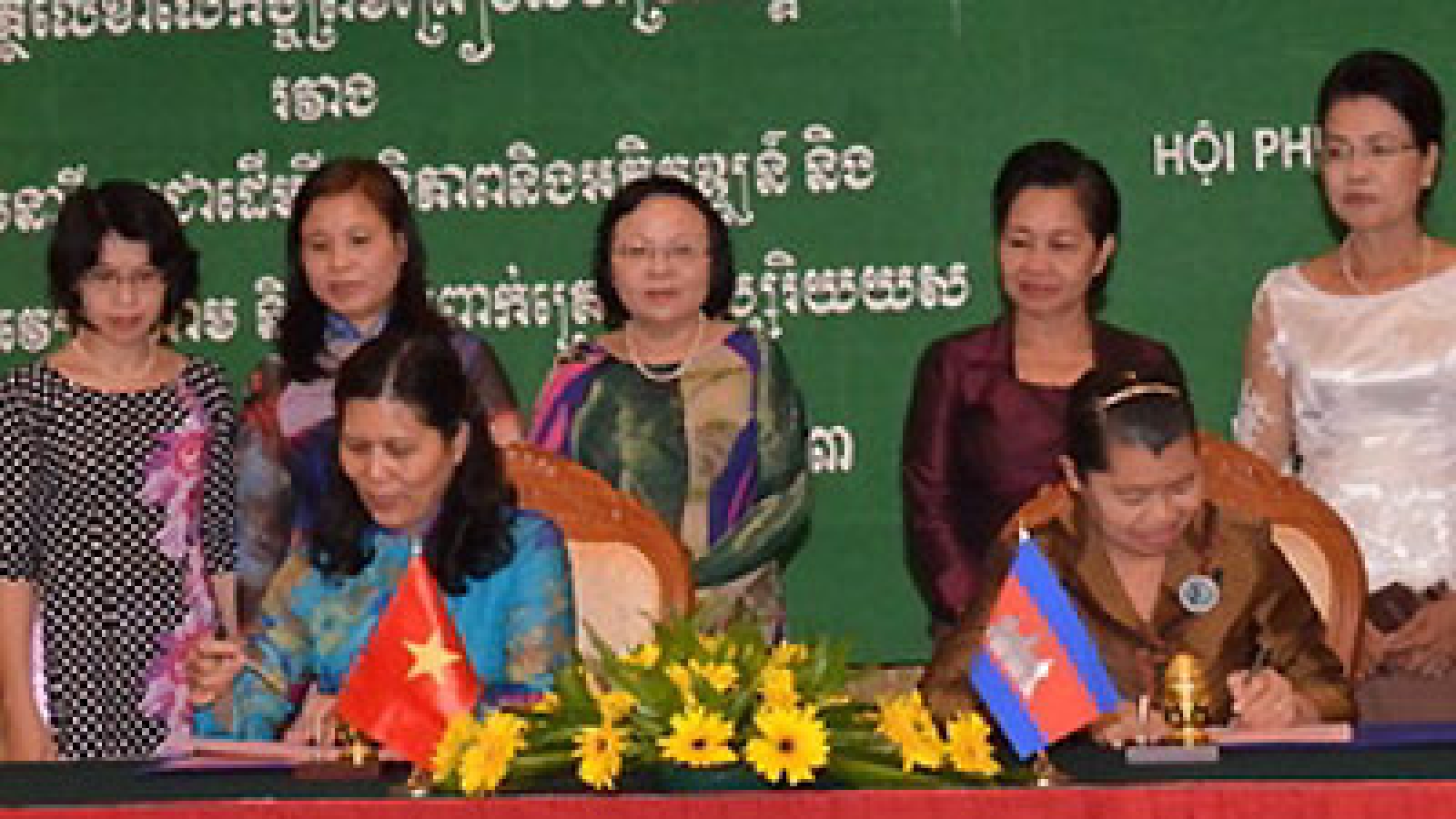 Cambodia-Laos-Vietnam art show opens