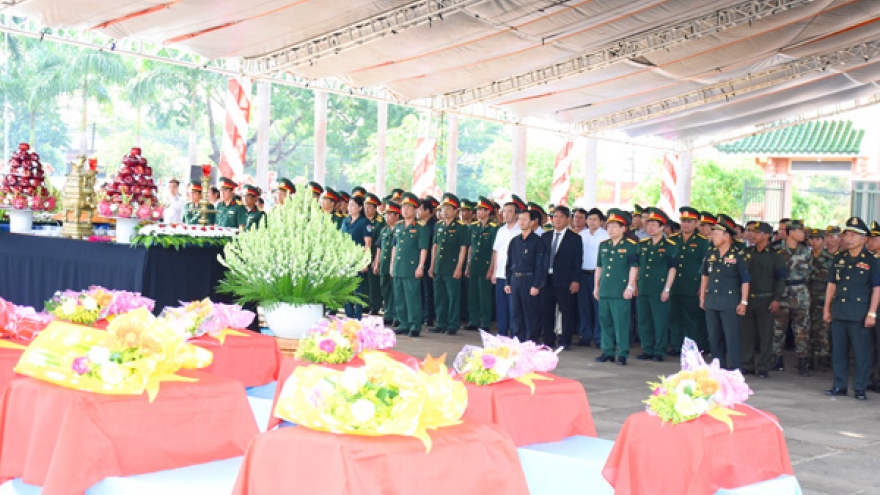 Remains of 21 Vietnamese martyrs reburied in Gia Lai
