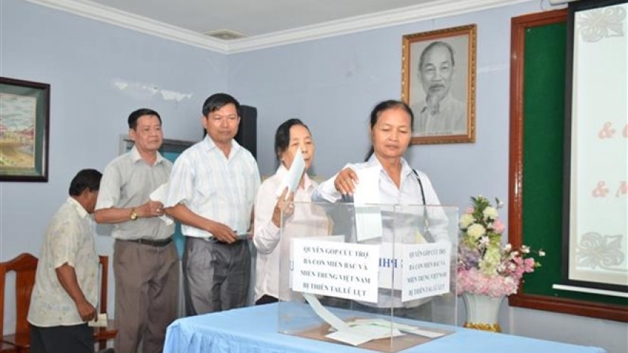Overseas Vietnamese in Cambodia support flood victims
