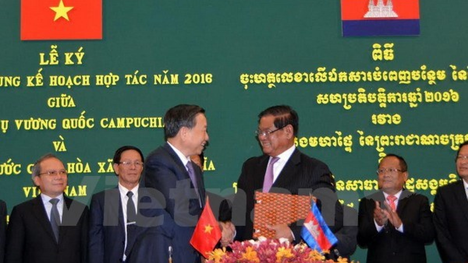 Cambodia, Vietnam boost cooperation in fighting crime