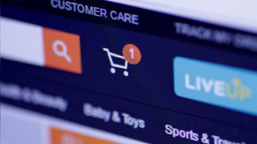 E-commerce giants struggle to find profit in Vietnamese market