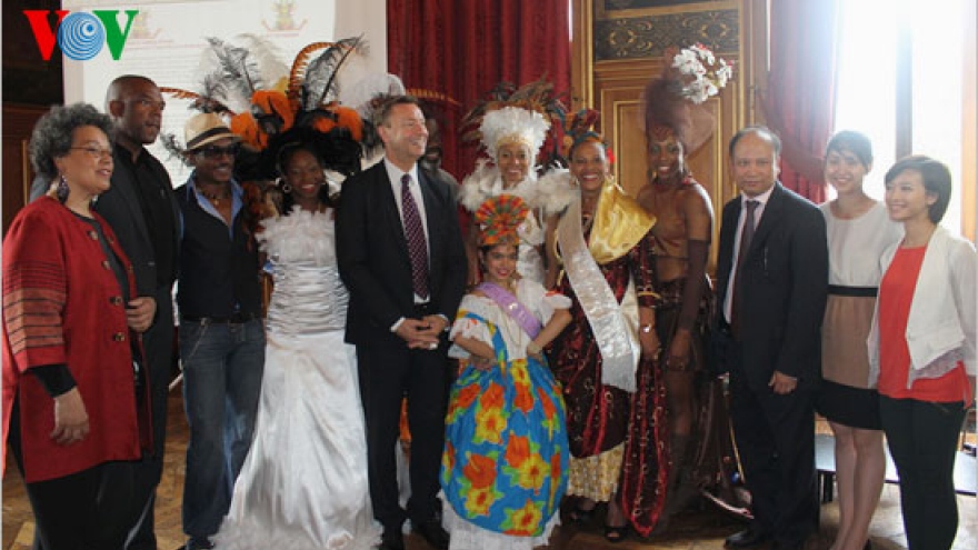 Vietnam to attend Paris Tropical Carnival 