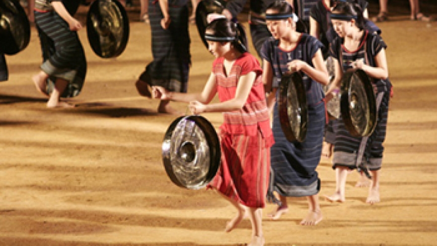 Chingay Parade features Vietnamese culture