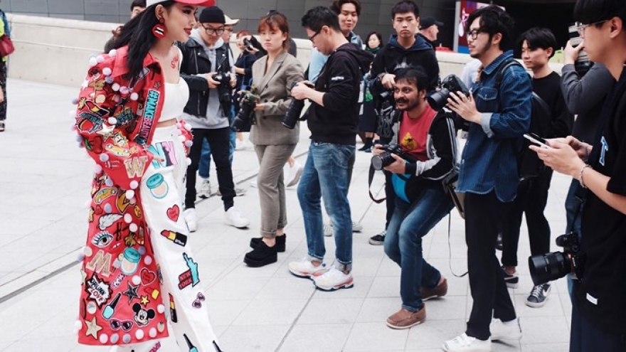 Chau Bui graces Louis Vuitton's France fashion show 