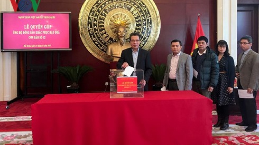 Vietnamese Embassy in China fundraises for storm victims