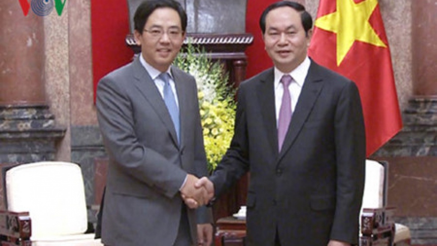 Vietnam, China urged to resolve maritime disputes peacefully