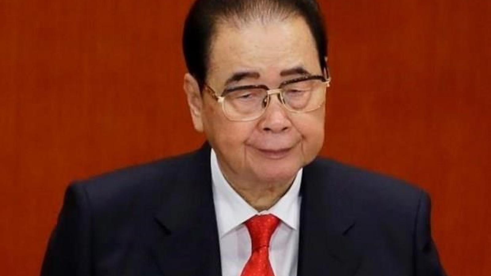 Vietnamese senior leaders extend condolences to China