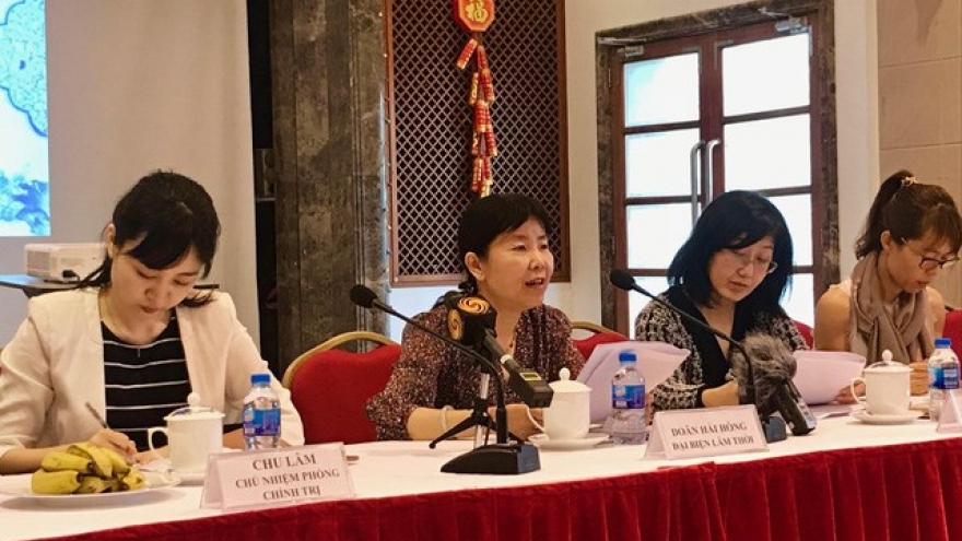 Chinese Embassy in Vietnam meets with local reporters