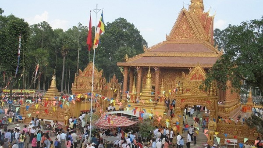 Kien Giang ensures warm Chol Chnam Thmay for Khmer people