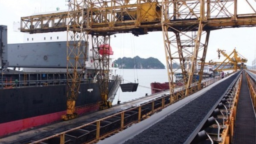 
        Coal consumption improves in Q1
                              