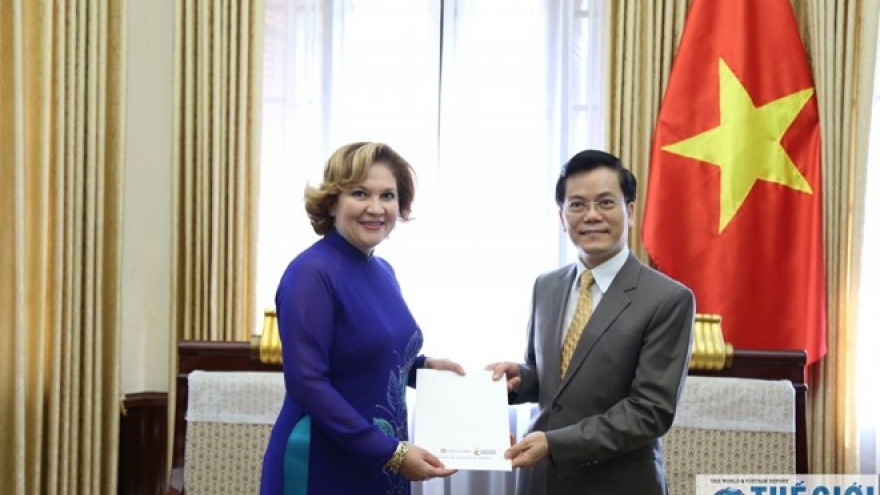 Colombia, Vietnam look to stronger relations