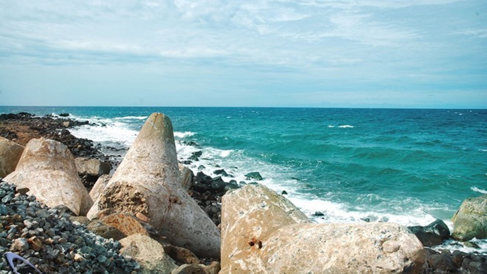 Con Co island tourism route opens