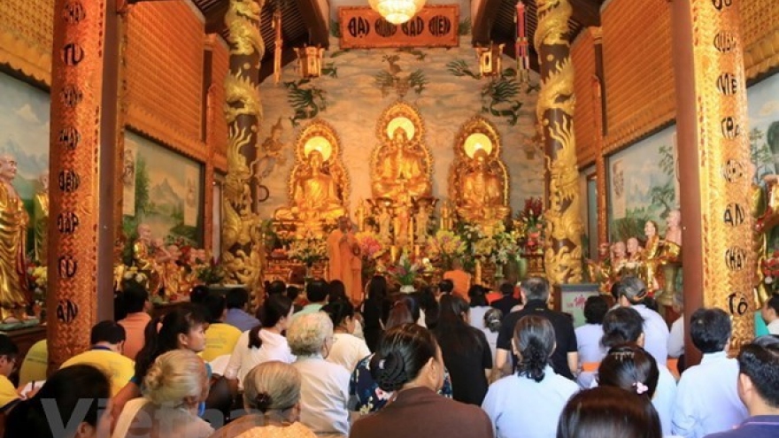 
        Coordinating board of Vietnam Buddhist Sangha in Laos debuts
                              