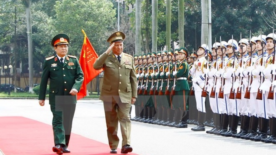 
        Vietnam, Cuba sign 2017-2019 defence cooperation plan
                              