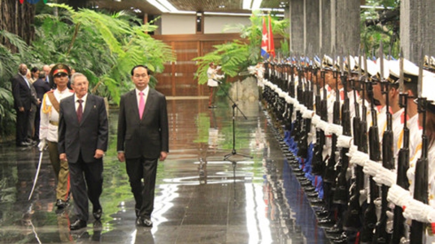 Vietnam, Cuba renew resolve to deepen ties
