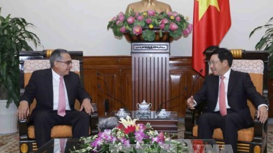 Vietnam, Cuba promote cooperative ties