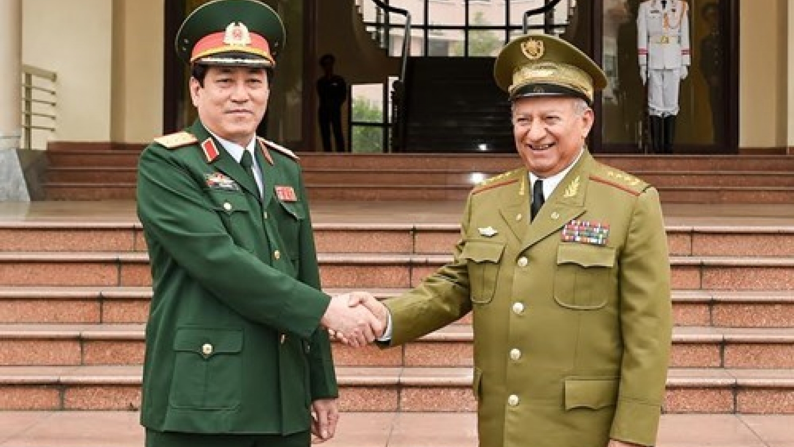 Vietnam, Cuba foster defence relations