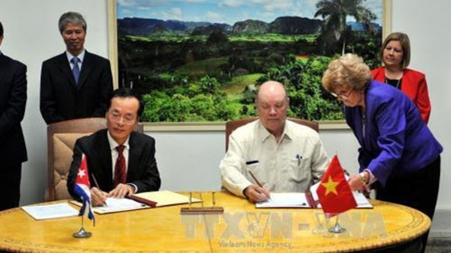 Vietnam, Cuba conclude 34th inter-governmental meeting