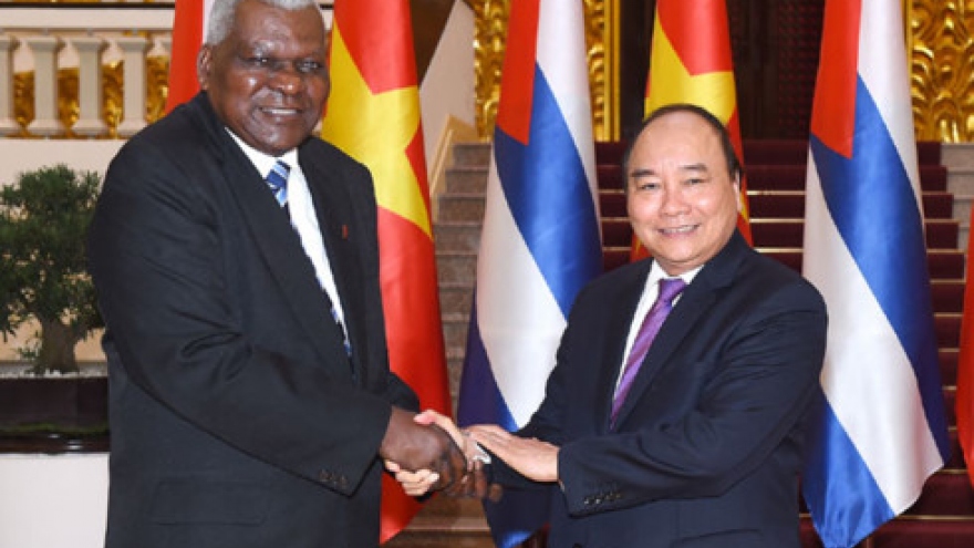 PM supports stronger Vietnam-Cuba cooperation
