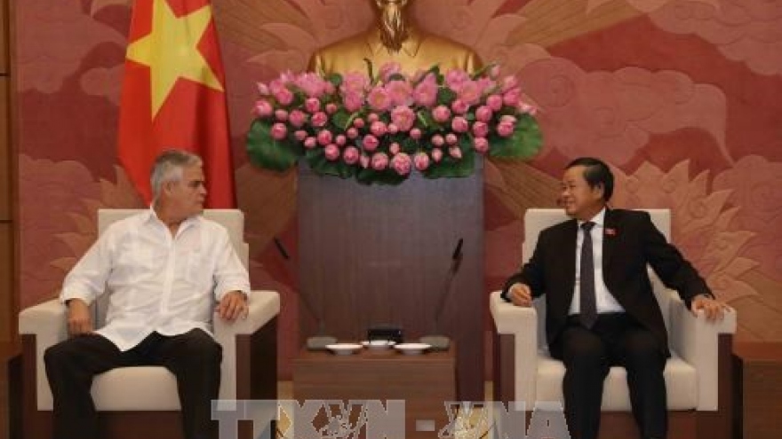 NA Vice Chairman receives Cuban guest