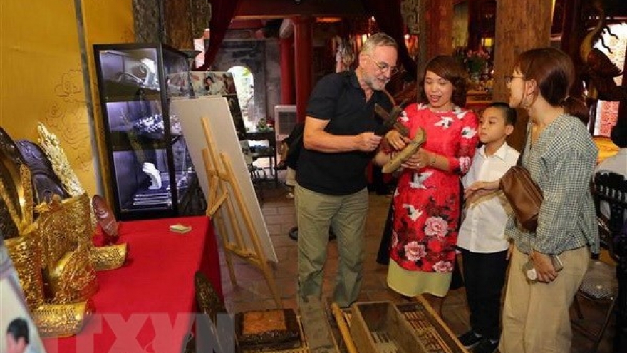 Cultural activities celebrate Hanoi’s liberation anniversary