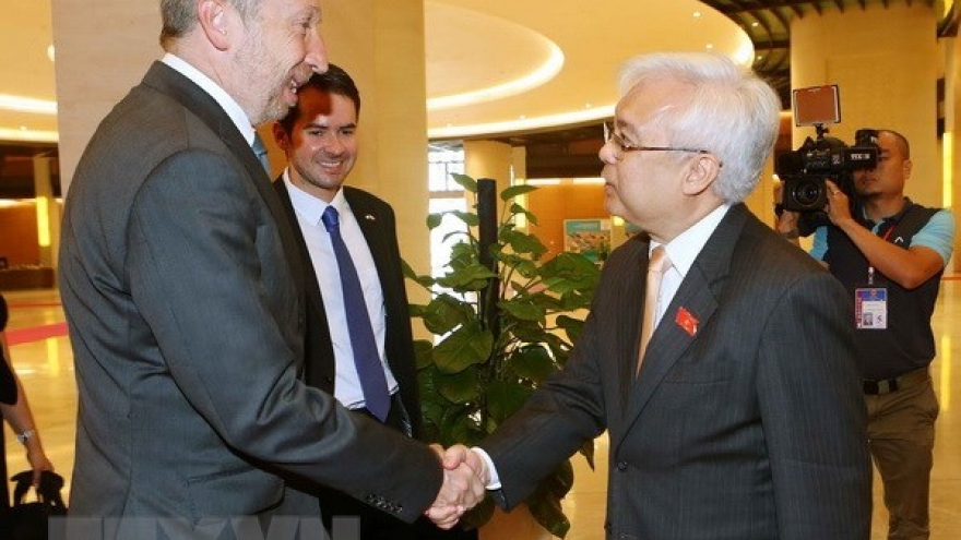 Vietnam, Czech Republic bolster education cooperation