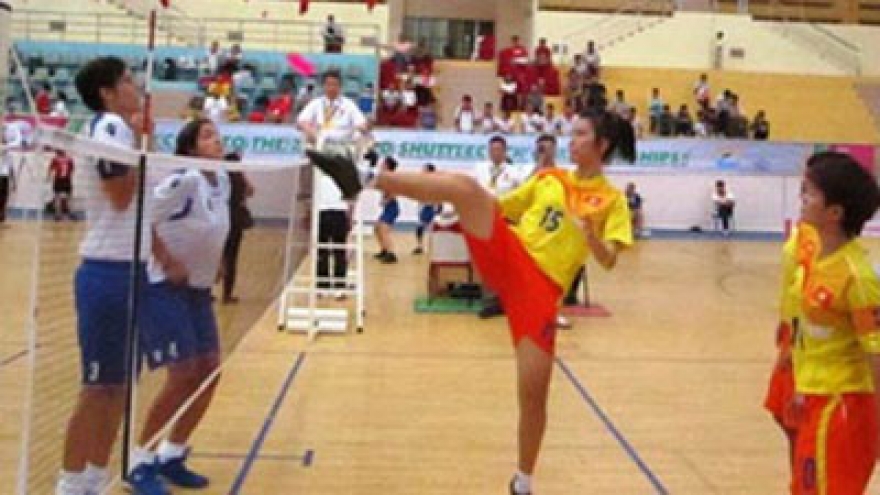 Vietnam sails through to Shuttlecock Champ semi-finals