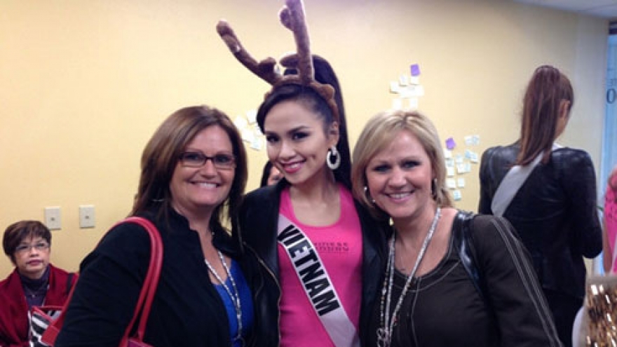 Early X-mas for Miss Universe contestants