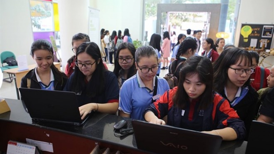 Da Nang university to boost ties with French partners