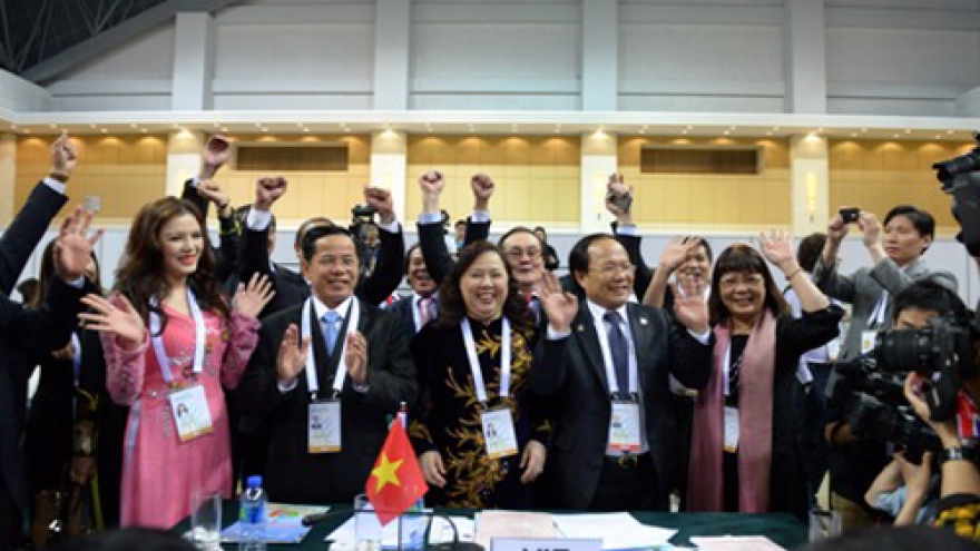 Top 10 cultural, sports and tourism events in 2012  