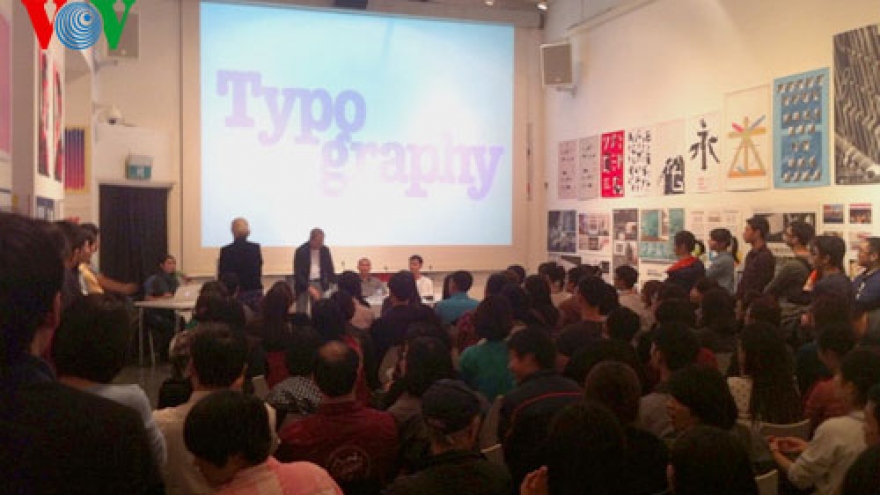 Vietnamese and foreign designers talked type