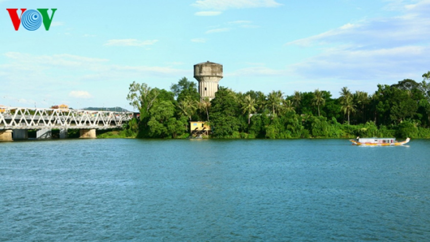 Da Vien Islet in central Hue City
