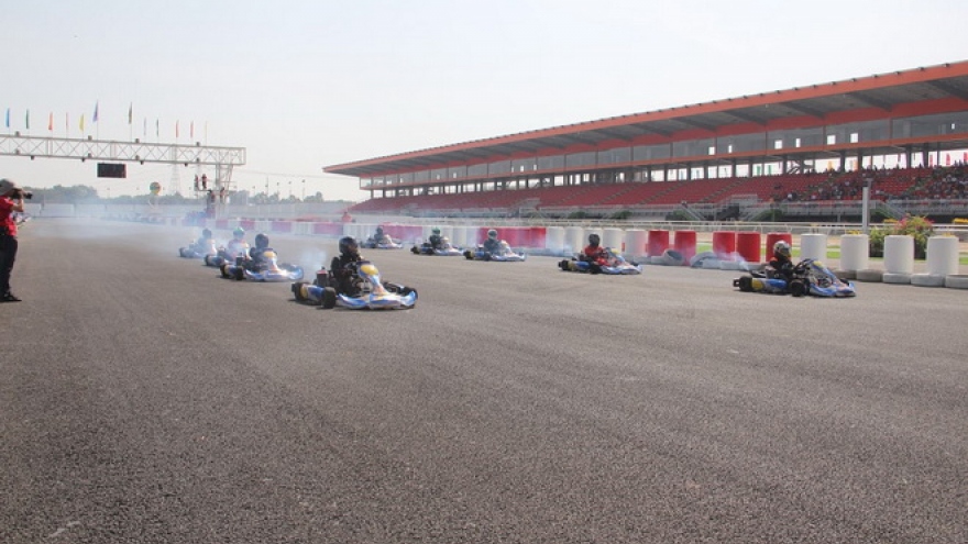 Horse racing comes to Dai Nam with new track opening