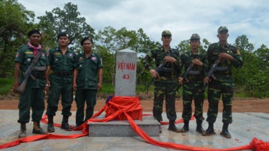 Dak Lak inaugurates border markers on frontier with Cambodia