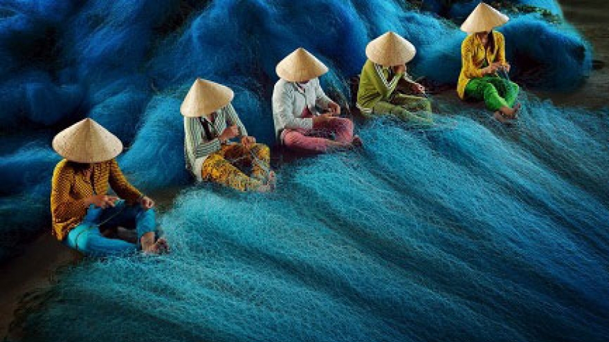 Ly Hoang Long wins int’l photo award