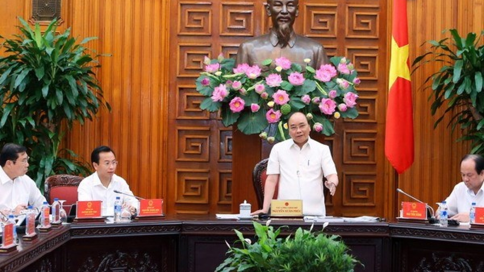 Da Nang city should not rest on its laurels: PM
