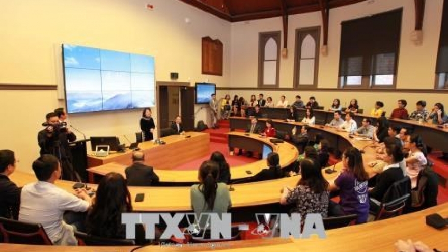 Vice President urges RMIT to expand cooperation with Vietnam