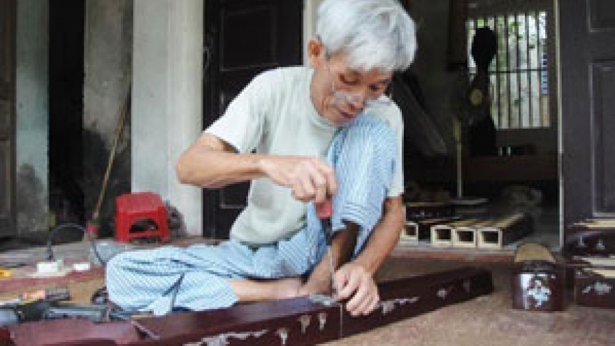 Preserving handmade traditional craft in Dao Xa village