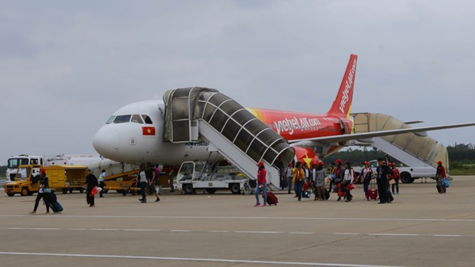 Vietjet Air opens Hue-Hanoi return flight