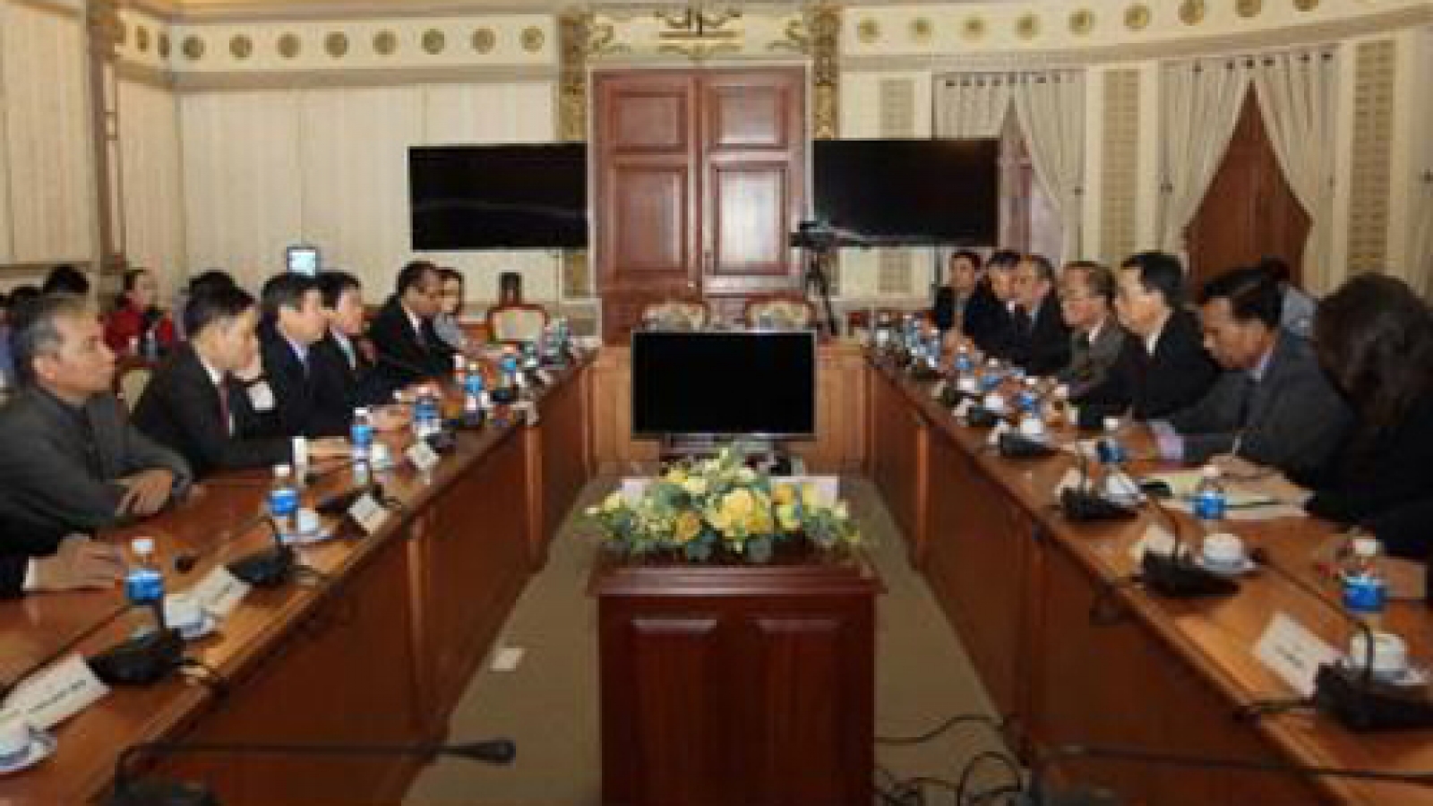 HCM City vows to develop cooperation with Cambodia