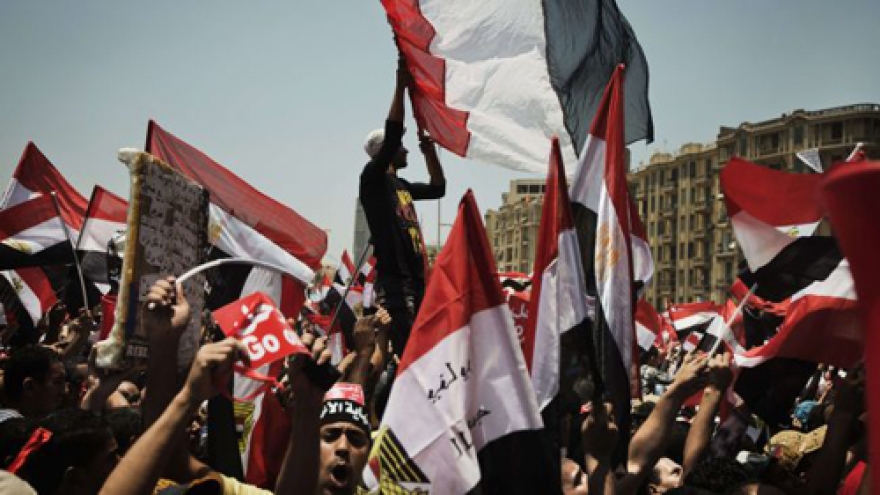 Mounting pressure on Egyptian President