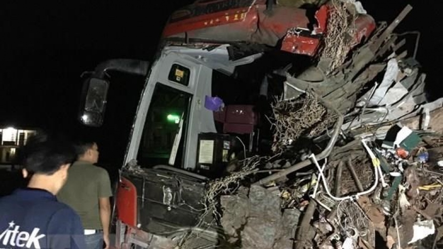 Deputy PM requests post-road traffic accident settlement in Hoa Binh