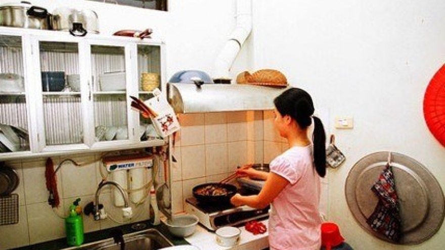 Domestic workers still lack labour contracts