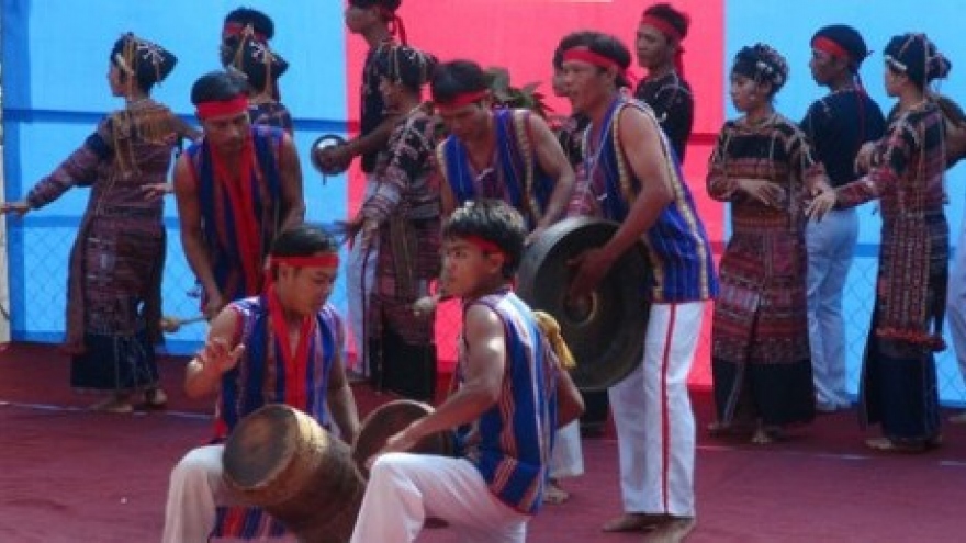 Drum-gong performance recognised as nat'l intangible cultural heritage