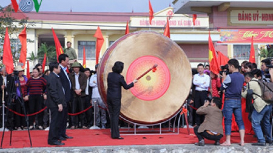 Vice President attends “Going to the fields” festival in Nam Dinh