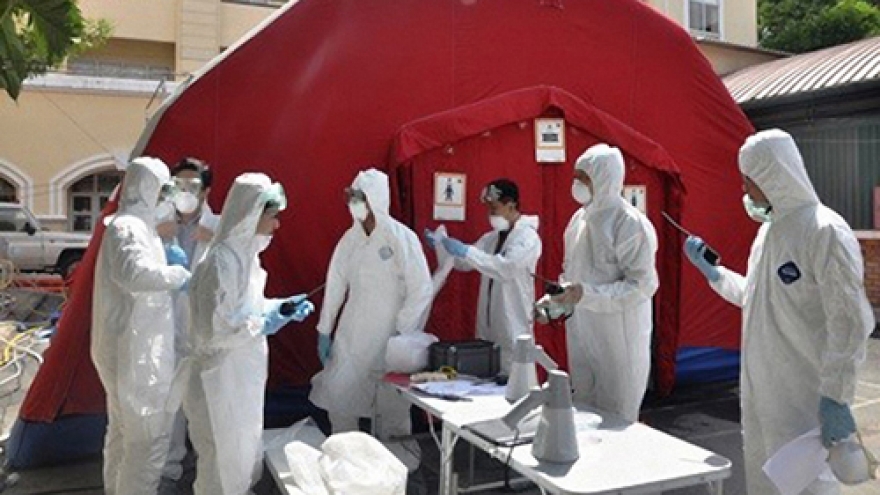 Preventing Ebola: not an easy task